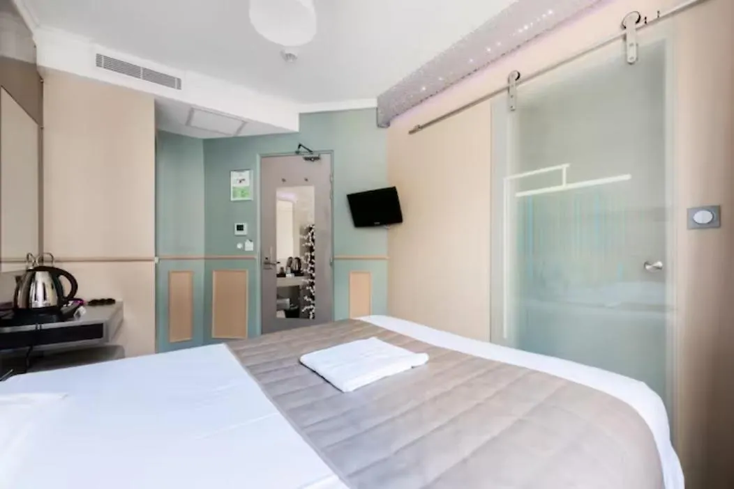 Hotel District Republique Paris